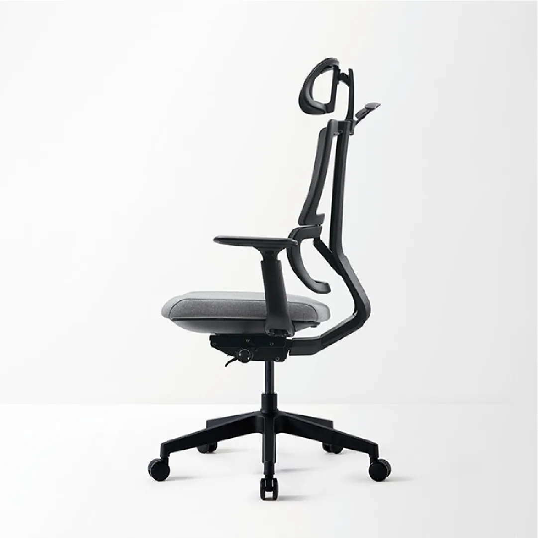 G2-1 Mesh High-Back Chair with Adjustable Headrest Saudi Arabia 3